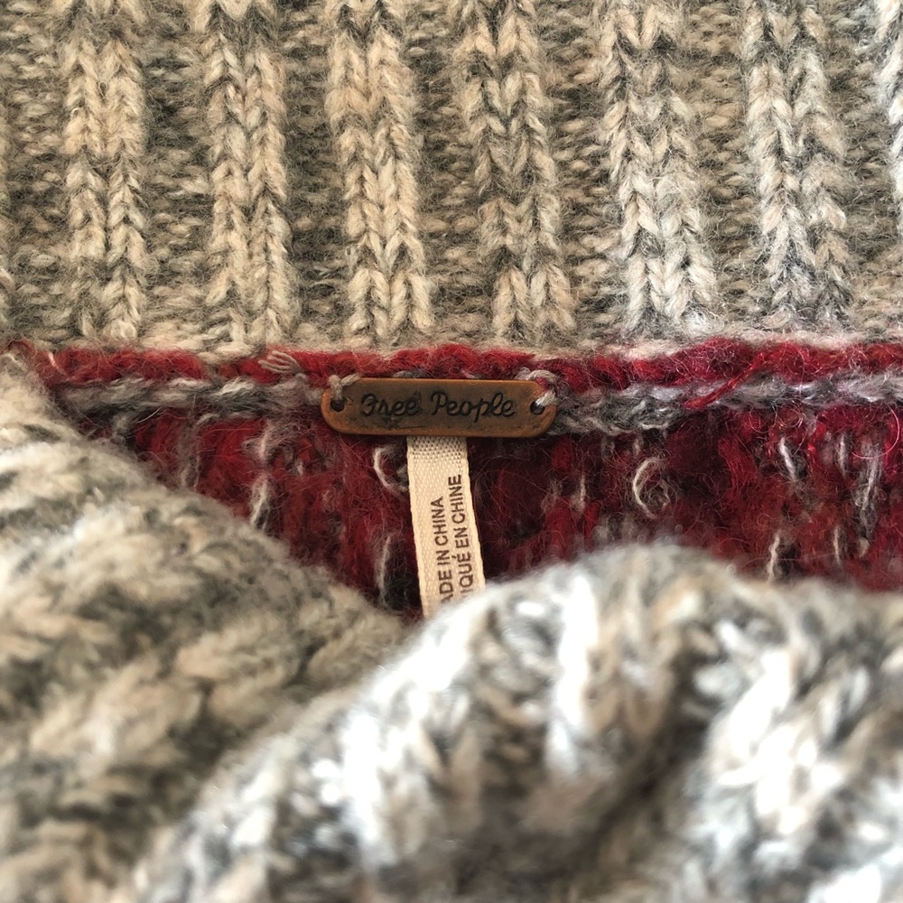 Free People Poncho - Picture 4 of 5